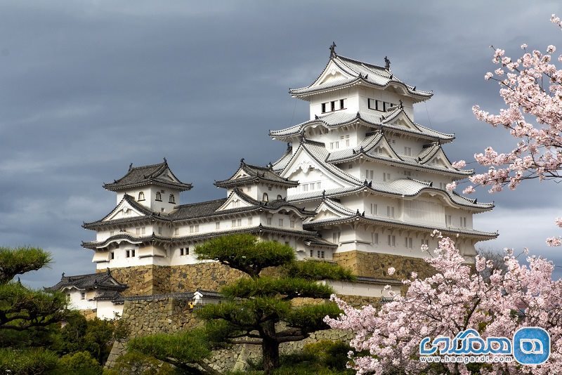 قلعه هیمه جی Himeji یا شیراساگی Shirasagi