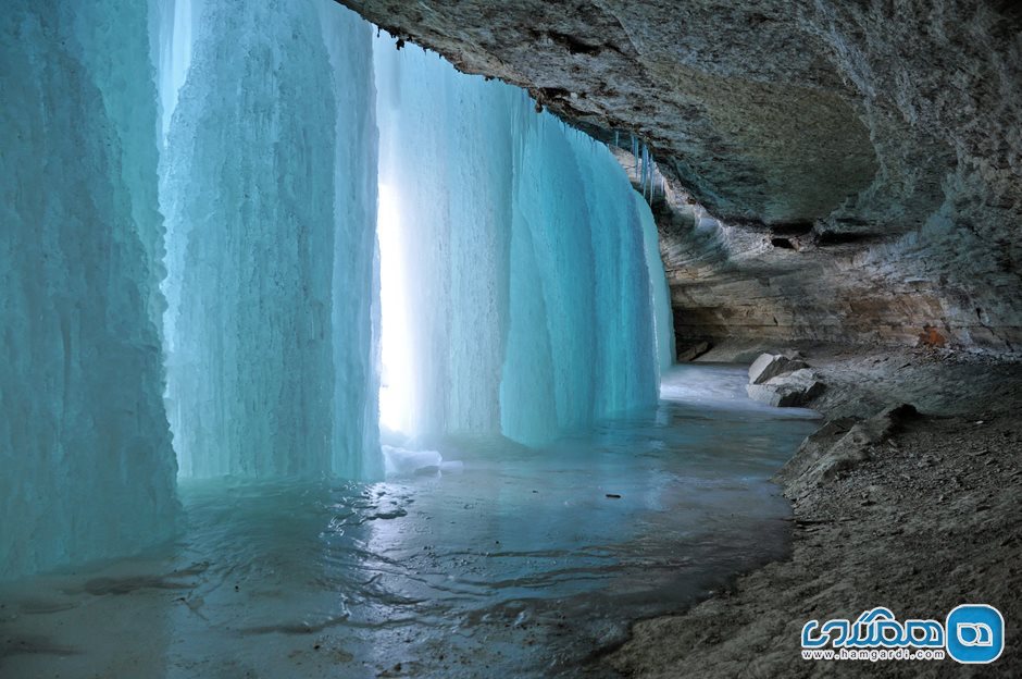  آبشار یخ زده
