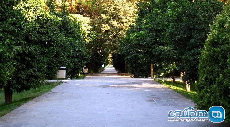 موقعیت جغرافیایی باغ ارم شیراز 2