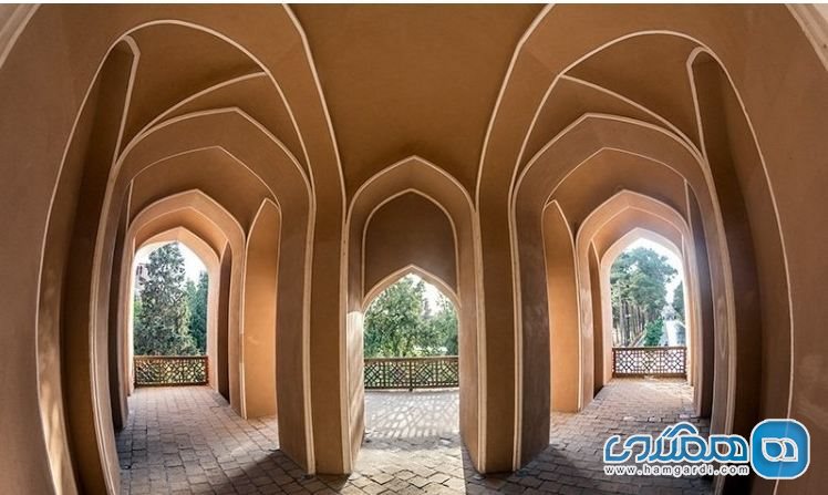 عمارت هشت باغ دولت آباد معماری داخلی