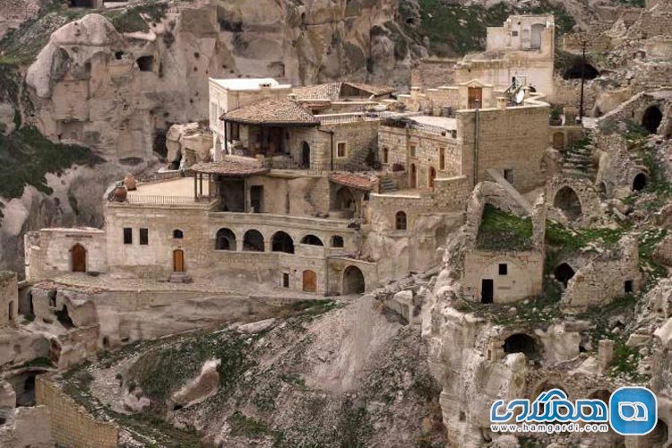 خانه های غاری شکل "Cappadocia Cave Dwellings"