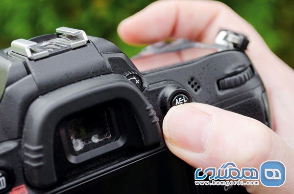 استفاده از دکمه قفل نوردهی خودکار یا AE-LOCK در عکاسی