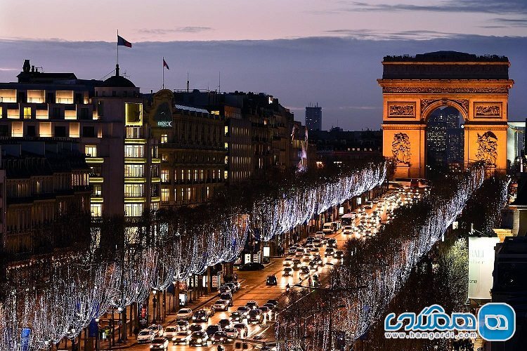 اپلیکیشن هایی که در سفر به پاریس مفید واقع می شوند