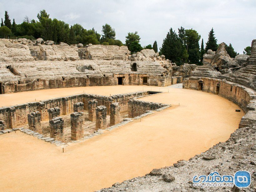 دراگن پیت در قلمرو پادشاهی King's Landing Dragonpit : شهر رومی ایتالیکا Itálica در اسپانیا