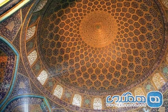 مسجد شیخ لطف الله، جاذبه مذهبی فیروزه رنگ در قلب ایران زمین