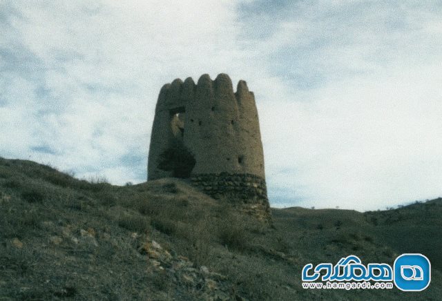 قلعه گرماور شهر دیلمان 
