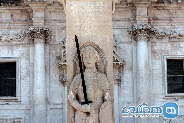 ستون اورلاندو Orlando’s Column