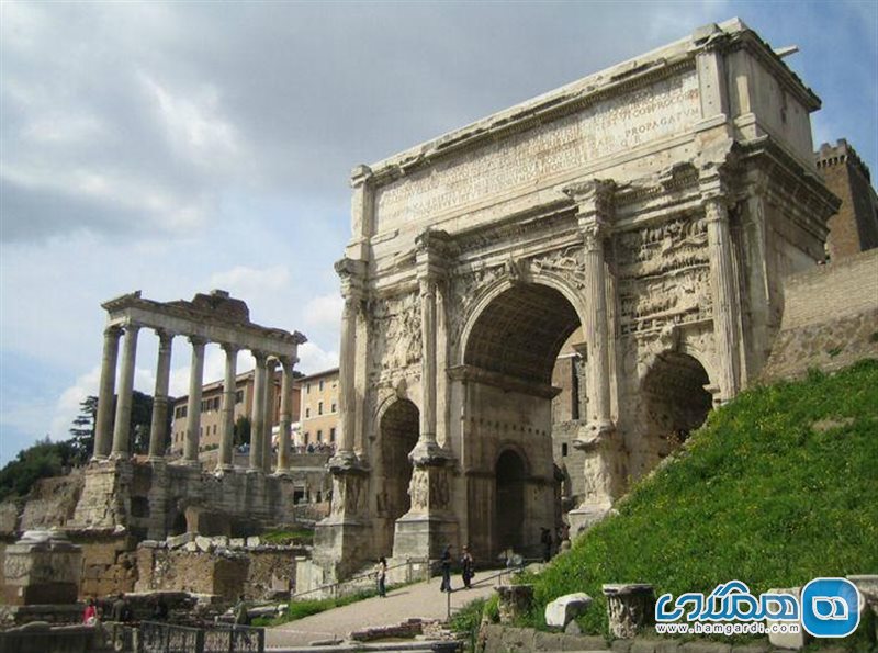 قدم زدن در انجمن پالاتین هیل (Palatine Hill)