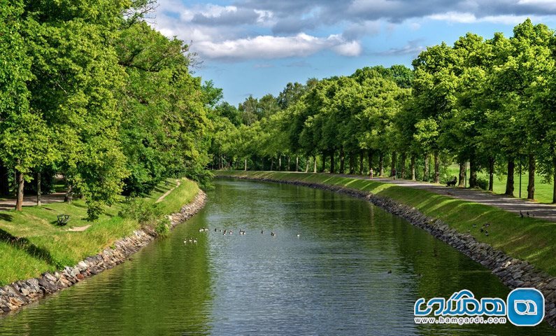 از پارک های رایگانی که برایتان در نظر گرفته شده است نیز استفاده کنید