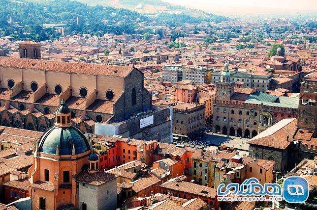 سفر با کوله پشتی به بولونیا Bologna