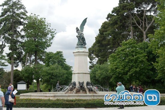مجسمه سقوط فرشته در پارک رتیرو شهر مادرید