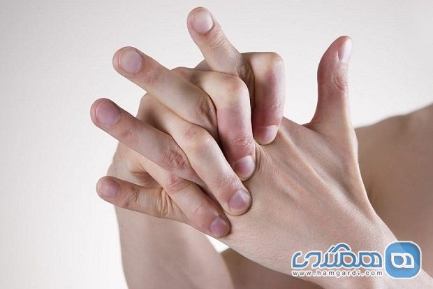شکستن انگشتان دست باعث آرتروز می شود!