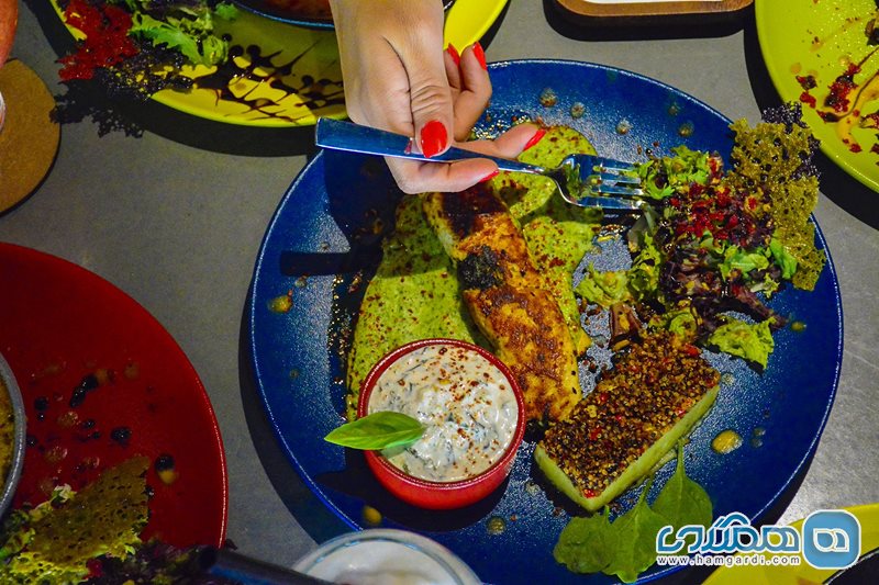 کافه رستوران لوآر تهران