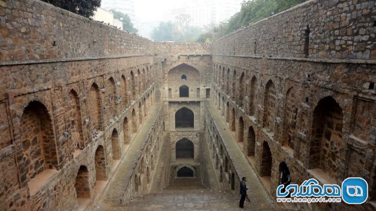 معماری قلعه باستانی ماندو در مادایا پرادش