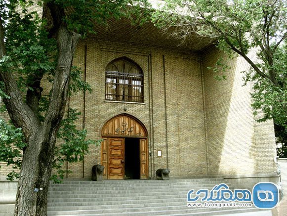 موقعیت مکانی موزه آذربایجان