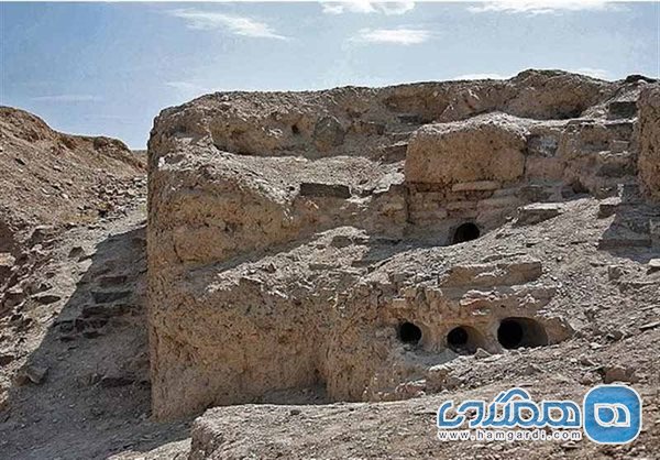 آثار باستانی اصفهان | کتابخانه سارویه