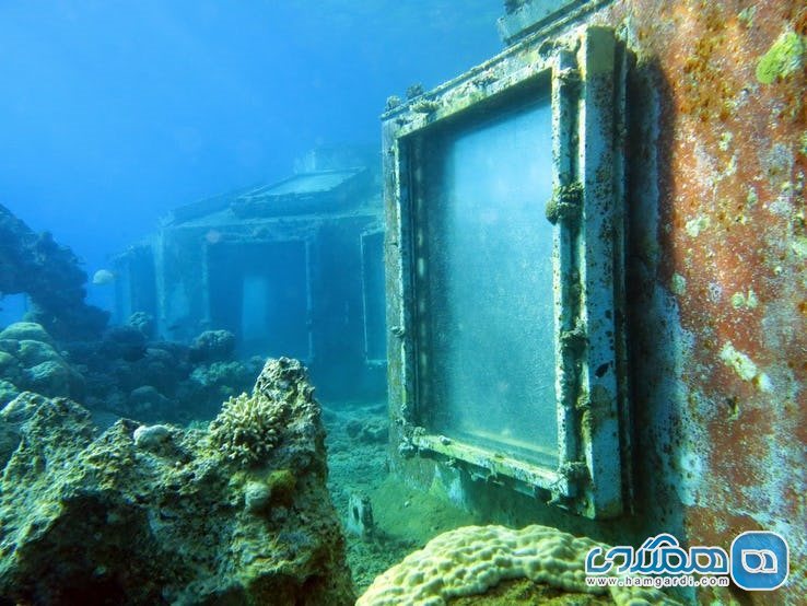 چیزهای عجیب و اشیاء جالب زیر آب : کلوب متروک زیر آبی در سرزمین اشغالی