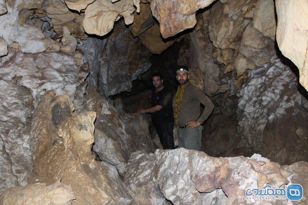کشف غار در کاشان 2