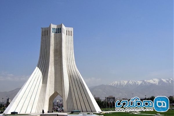 برج آزادی در تهران 2