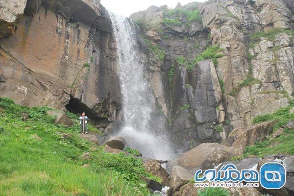آبشار ورزان استان گیلان