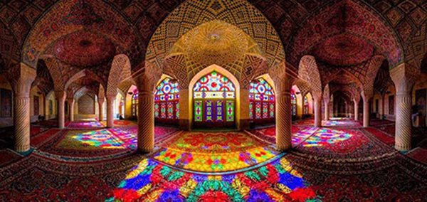 مجله آمریکایی دیدن مسجد صورتی ایران را توصیه کرد 3