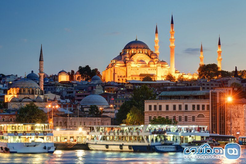 ایاصوفیه در استانبول: "بهتر است آن را در اینترنت ببینید و ضمن صرفه جویی، وقتتان را در صف بازدید تلف نکنید."