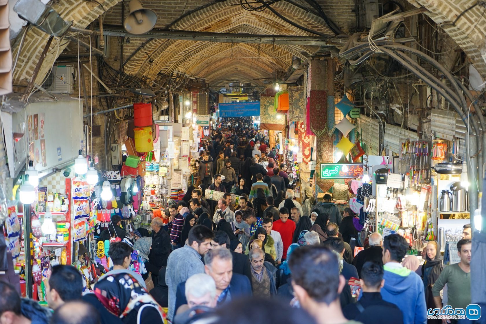 گشت و گذار در بازار بزرگ تهران