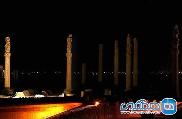 کوشش برای رونق گردشگری شبانه در تخت جمشید