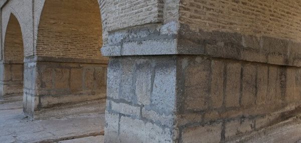 تشکیل کمیته علمی راهبری برای تحقیق درباره آسیب های وارده به پل های تاریخی اصفهان