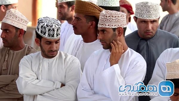 زبان مردم عمان