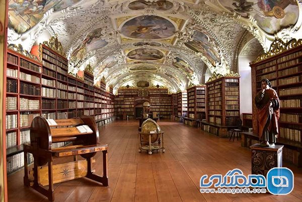 کتابخانه ملی کلمنتینوم در پراگ