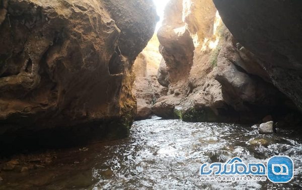 دره قاهان یکی از جاذبه های گردشگری استان قم محسوب می شود