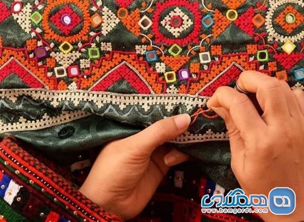 سوزن دوزی تنوع بالایی از نظر طرح و رنگ و نقوش دارد