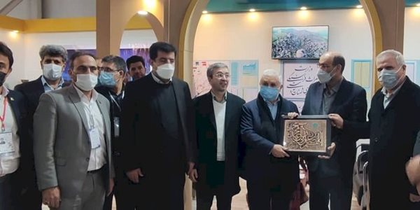 رونمایی از فایل موشن گرافی مسیرهای گردشگری آذربایجان غربی در نمایشگاه تهران