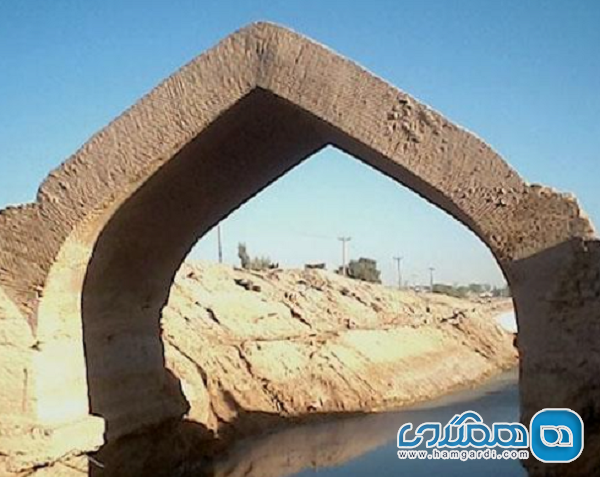 پل حاج خدایی یکی از پلهای تاریخی شوشتر است