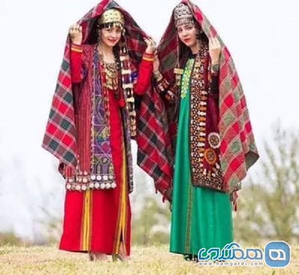 لباس ترکمنی قرمز
