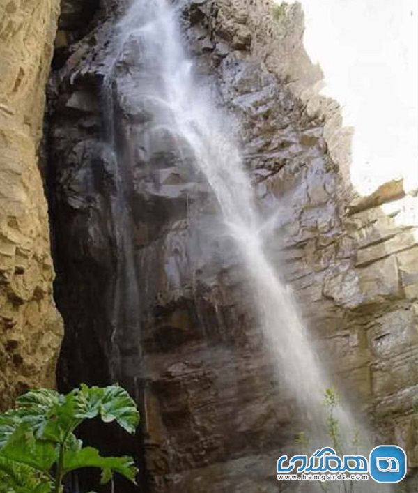 آبشار هشتجین یکی از جاذبه های دیدنی استان اردبیل است