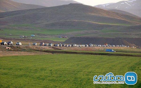 منطقه تفریحی قمچیان یکی از تفرجگاه های استان کردستان به شمار می رود