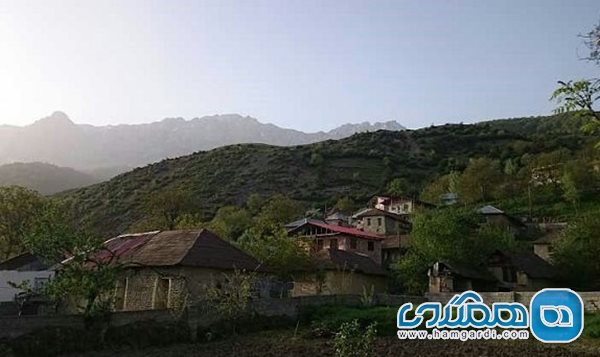 روستای برنت پل سفید یکی از روستاهای دیدنی استان مازندران است