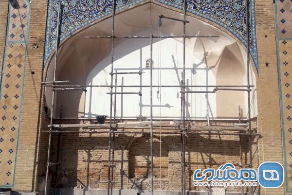 شروع عملیات مرمت بنای تاریخی امامزادگان هفده تن گلپایگان