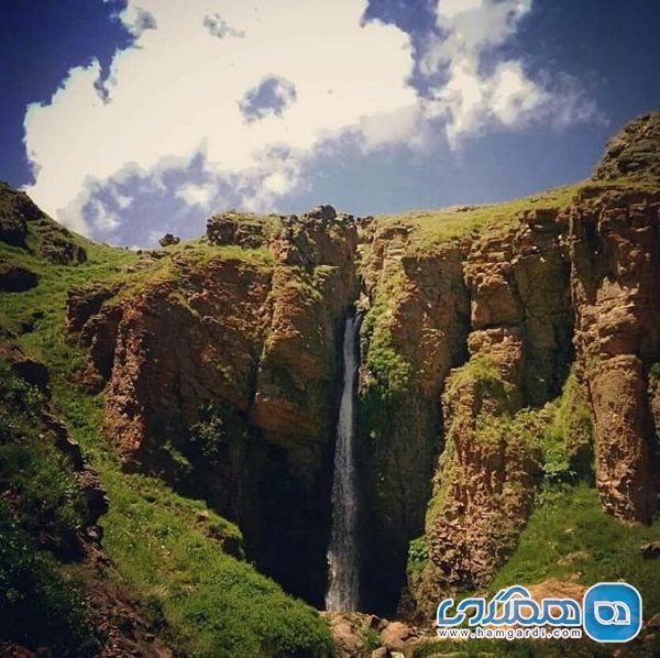 آبشار کرکری یکی از جاذبه های گردشگری استان اردبیل است