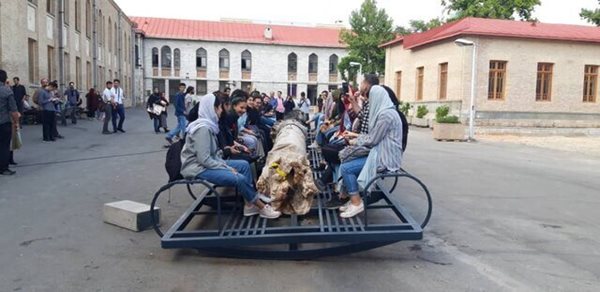 انتقال الاکلنگ دانشگاه هنر به محلی نامعلوم