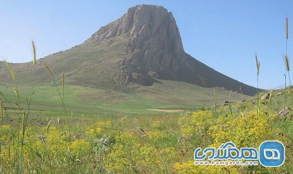 کوه طرغه یکی از کوه های دیدنی آذربایجان غربی است