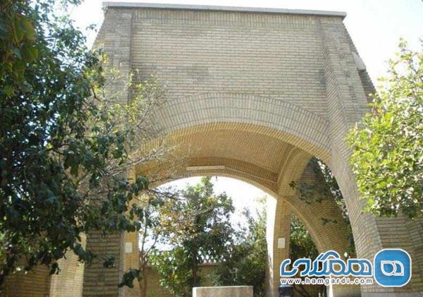 آرامگاه عبدالله خفیف یکی از جاهای دیدنی شیراز است
