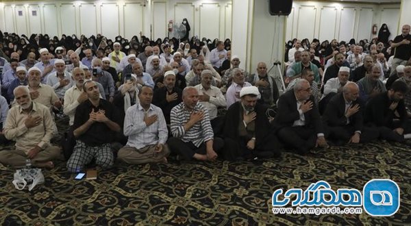 مراسم آخرین دعای کمیل زائران ایرانی در شهر مدینه برگزار شد