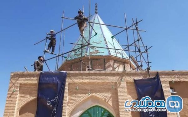 عملیات مرمت امامزاده زینب خاتون فراهان شروع شد