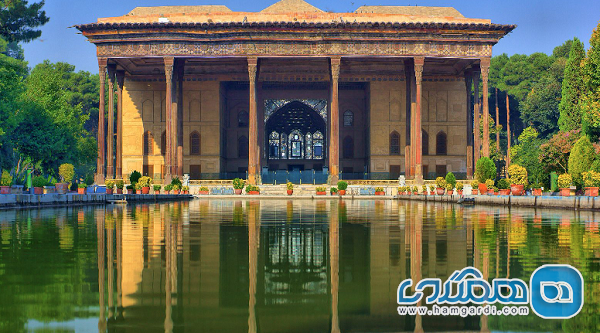 کاخ موزه چهلستون اصفهان 9 و 10 مهر تعطیل است
