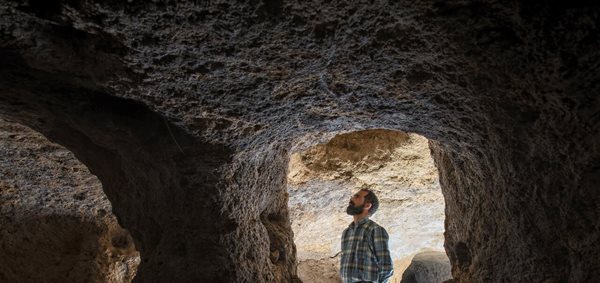 کشف دومین محوطه دستکندهای زیرزمینی در شهرستان تیران و کرون اصفهان 2