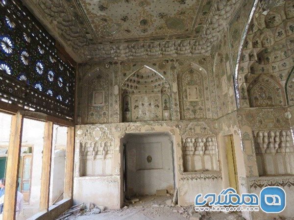 بررسی واگذاری بناهای تاریخی اصفهان از طریق صندوق احیا و بهره برداری از اماکن تاریخی