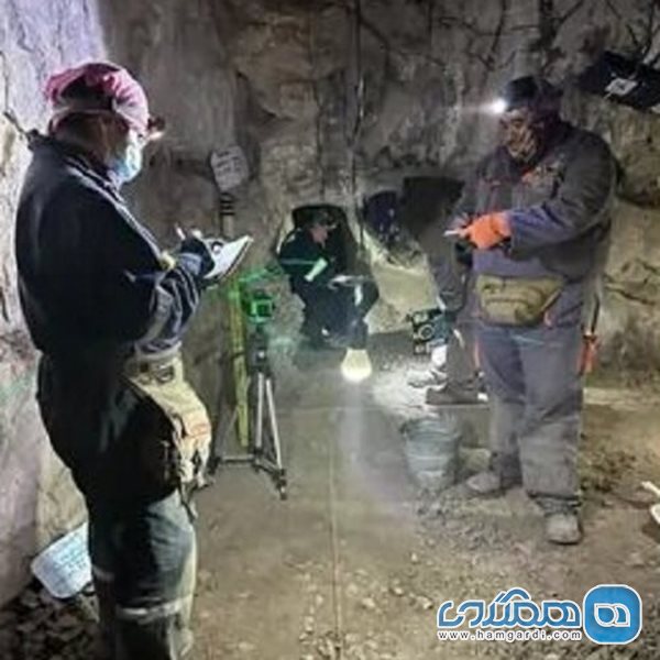 کشف یک گور 2500 ساله در غاری واقع در مکزیک